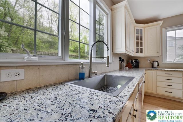 258 Rising Meadow Way, East Stroudsburg, PA 18302