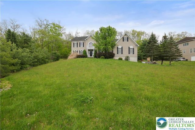258 Rising Meadow Way, East Stroudsburg, PA 18302