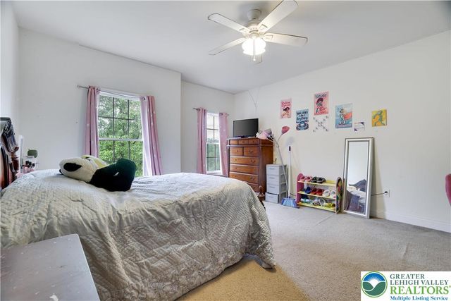 258 Rising Meadow Way, East Stroudsburg, PA 18302