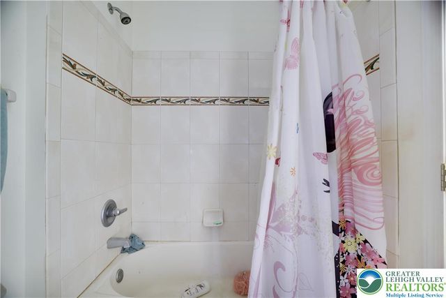258 Rising Meadow Way, East Stroudsburg, PA 18302