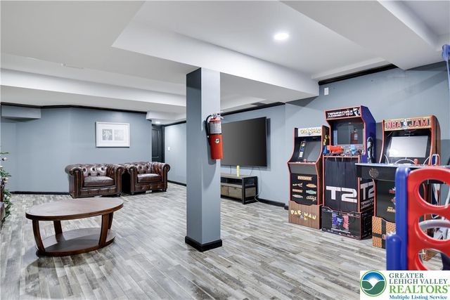 258 Rising Meadow Way, East Stroudsburg, PA 18302
