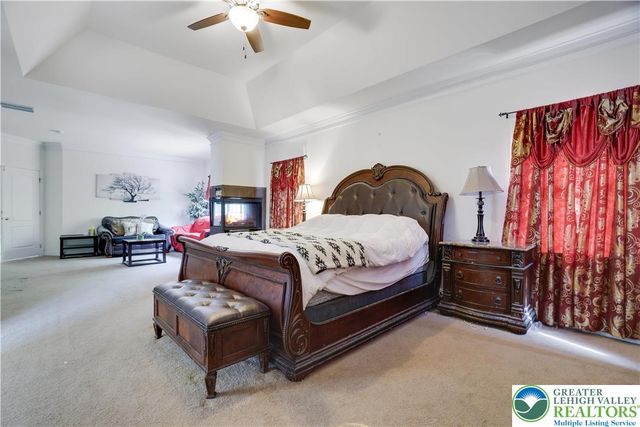 258 Rising Meadow Way, East Stroudsburg, PA 18302