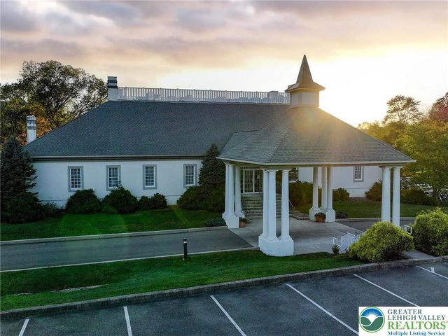 258 Rising Meadow Way, East Stroudsburg, PA 18302
