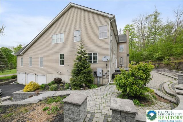 258 Rising Meadow Way, East Stroudsburg, PA 18302