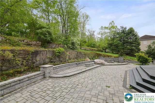 258 Rising Meadow Way, East Stroudsburg, PA 18302