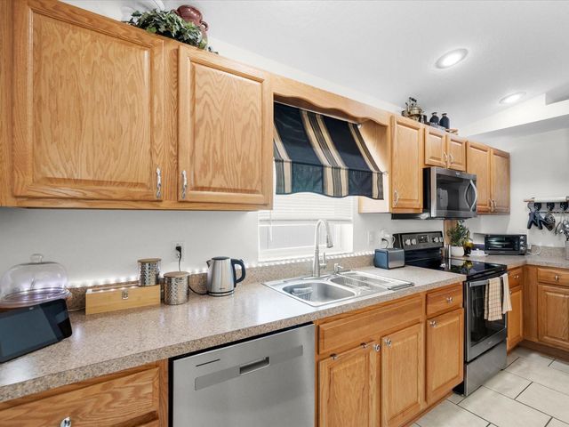 6247 HIGH STREET, New Port Richey, FL 34653