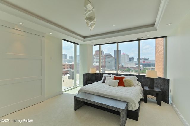 222 E Witherspoon St 704, Louisville, KY 40202