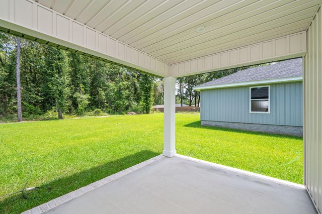5155 Lake Drive, Crestview, FL 32539