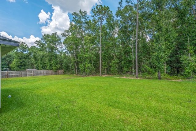 5155 Lake Drive, Crestview, FL 32539