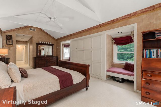 21 Hampton Lane, New Canaan, CT 06840