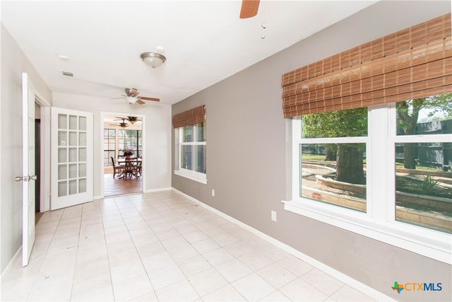 18 Morgans Point Boulevard, Belton, TX 76513