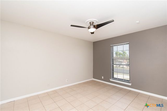 18 Morgans Point Boulevard, Belton, TX 76513