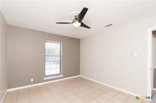 18 Morgans Point Boulevard, Belton, TX 76513