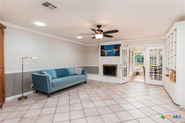 18 Morgans Point Boulevard, Belton, TX 76513