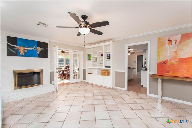 18 Morgans Point Boulevard, Belton, TX 76513