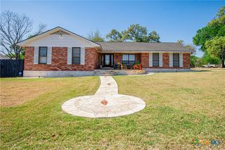 18 Morgans Point Boulevard, Belton, TX 76513