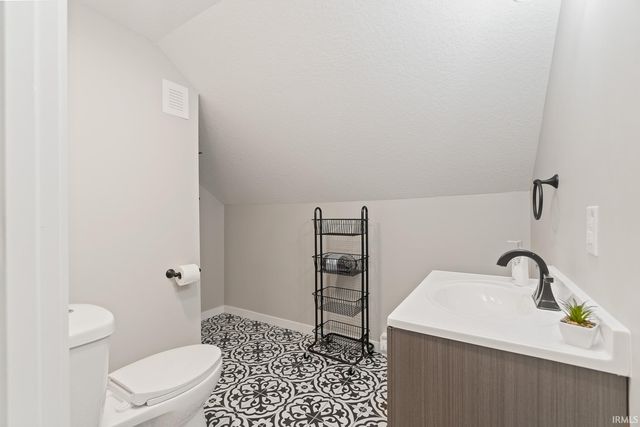 517 Lavina Street, Fort Wayne, IN 46802