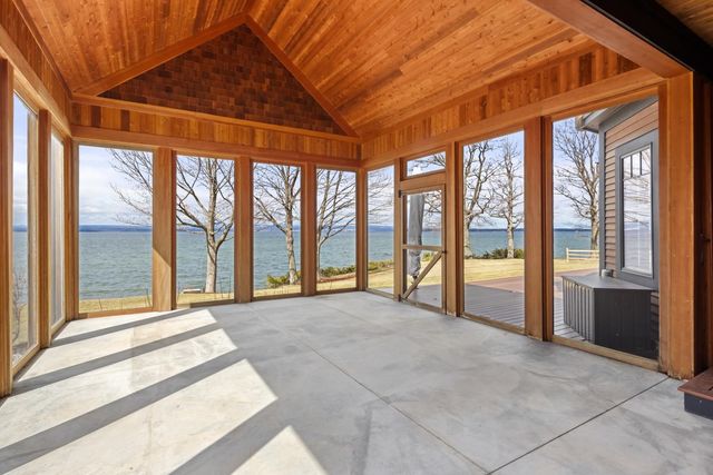 571 West Shore Road, South Hero, VT 05486