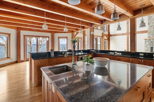 571 West Shore Road, South Hero, VT 05486