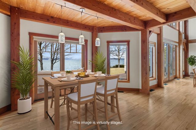 571 West Shore Road, South Hero, VT 05486