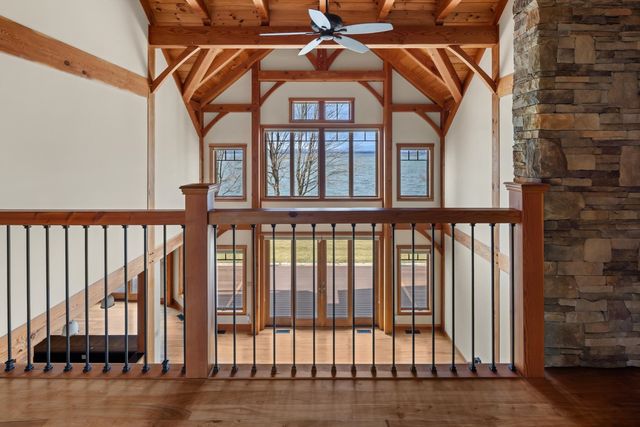 571 West Shore Road, South Hero, VT 05486