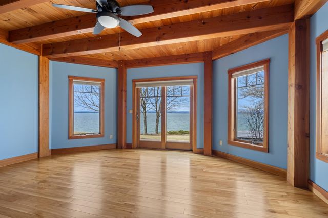 571 West Shore Road, South Hero, VT 05486