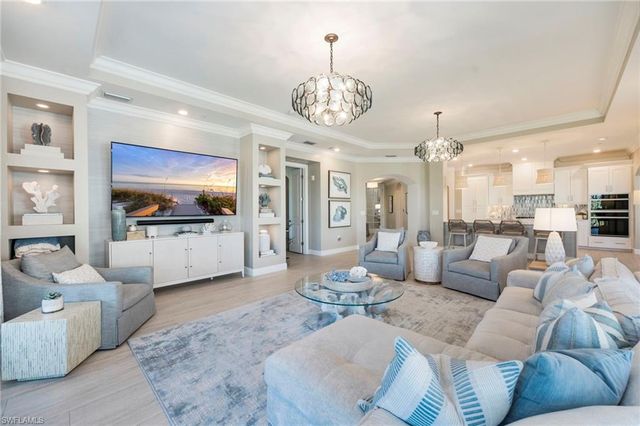 16351 Viansa WAY 202, Naples, FL 34110