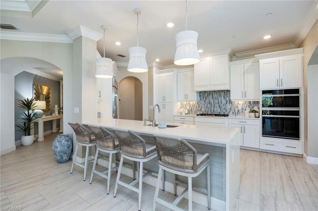 16351 Viansa WAY 202, NAPLES, FL 34110 — photo 4