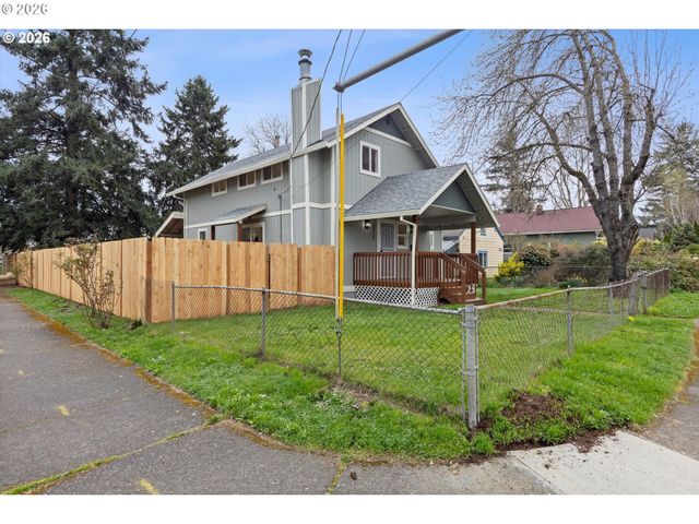 9828 Se ELLIS St, Portland, OR 97266