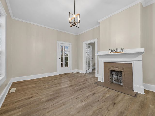 405 S Pinckney St, Union, SC 29379