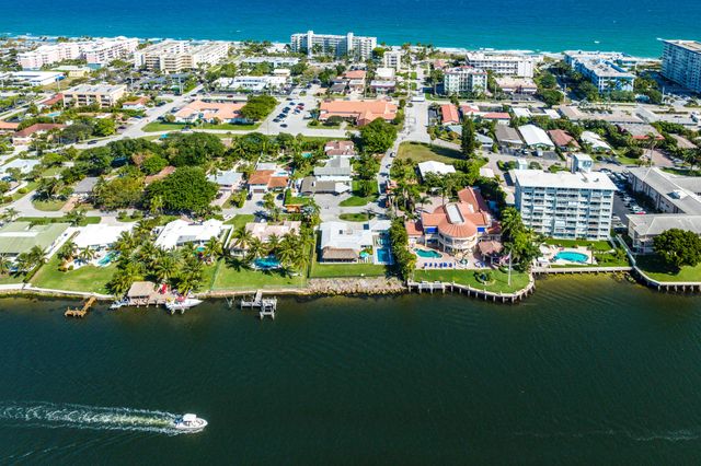 541 SE 18th Avenue, Deerfield Beach, FL 33441