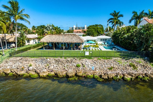 541 SE 18th Avenue, Deerfield Beach, FL 33441