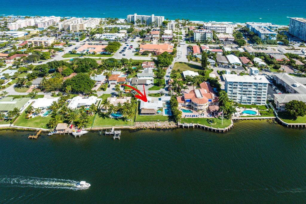 541 SE 18th Avenue, Deerfield Beach, FL 33441