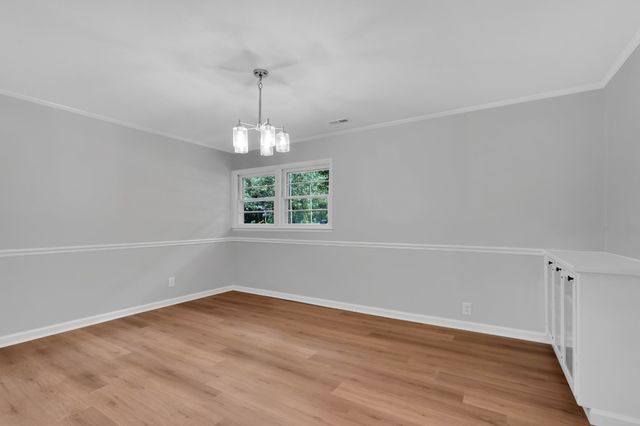 1003 Pickett Dr, Tullahoma, TN 37388