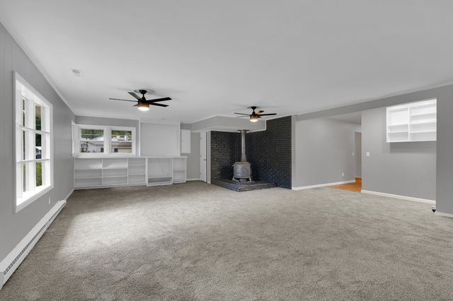1003 Pickett Dr, Tullahoma, TN 37388