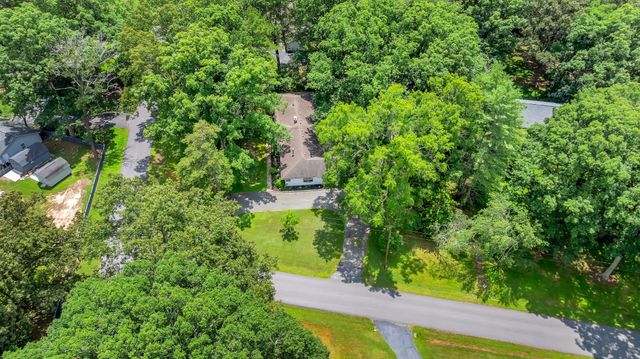 1003 Pickett Dr, Tullahoma, TN 37388
