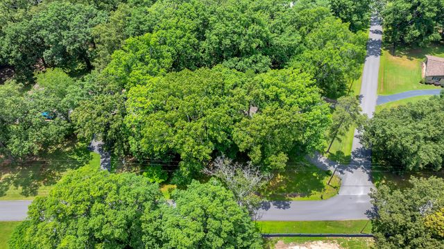 1003 Pickett Dr, Tullahoma, TN 37388