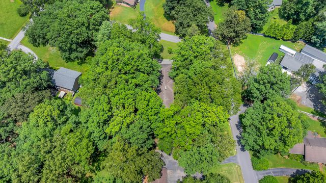 1003 Pickett Dr, Tullahoma, TN 37388