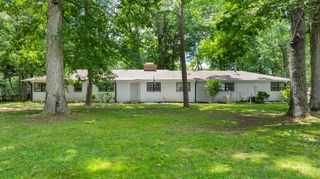 1003 Pickett Dr, Tullahoma, TN 37388