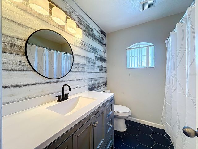 105 BAILEY CIRCLE, Davenport, FL 33897