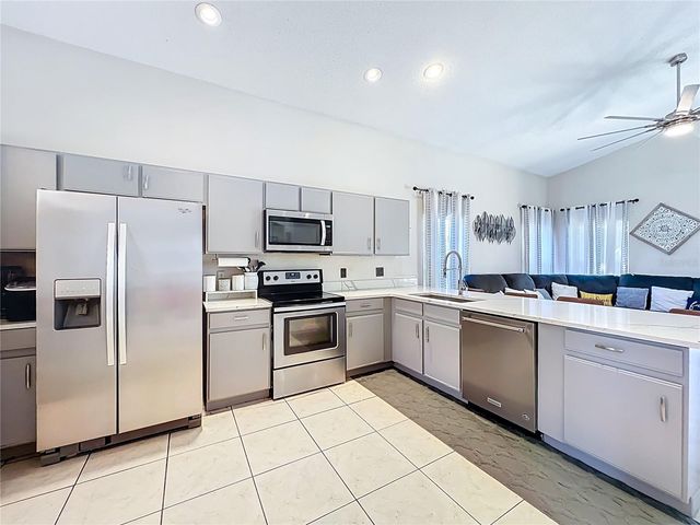 105 BAILEY CIRCLE, Davenport, FL 33897