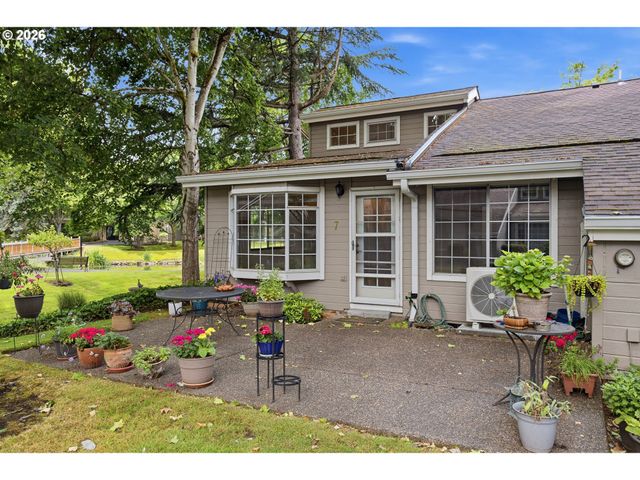 13775 Sw SCHOLLS FERRY Rd 7, Beaverton, OR 97008