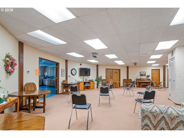 13775 Sw SCHOLLS FERRY Rd 7, Beaverton, OR 97008