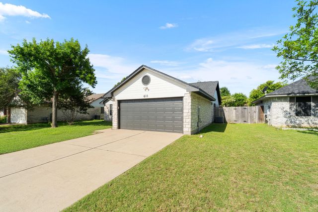 611 Clearcreek DR, Leander, TX 78641