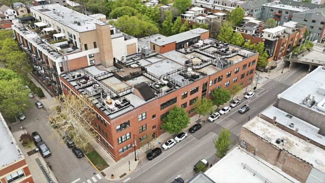 1728 N Damen Avenue 106, Chicago, IL 60647