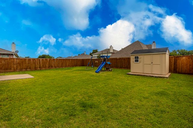 2111 Preston Trail, Forney, TX 75126