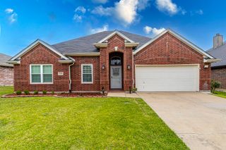 2111 Preston Trail, Forney, TX 75126