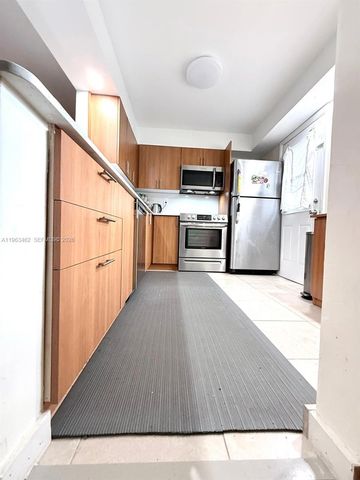 1501 NE 191st St C114, Miami, FL 33179