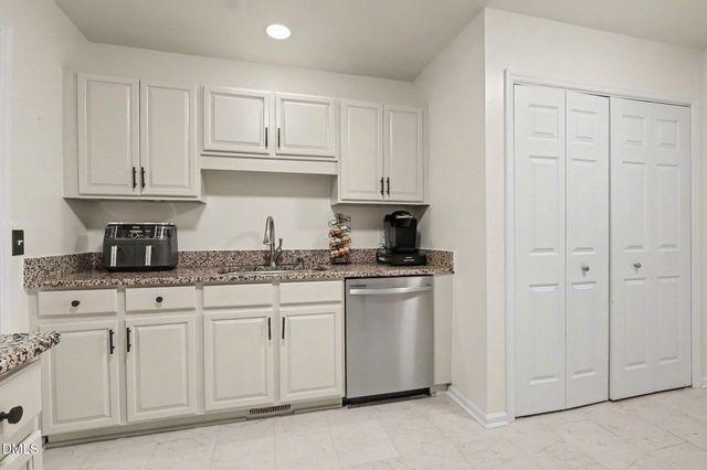 103 Lynnville Court, Lillington, NC 27546