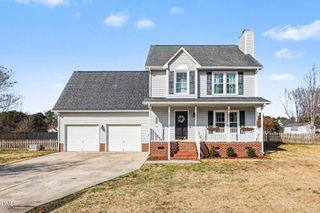 103 Lynnville Court, Lillington, NC 27546